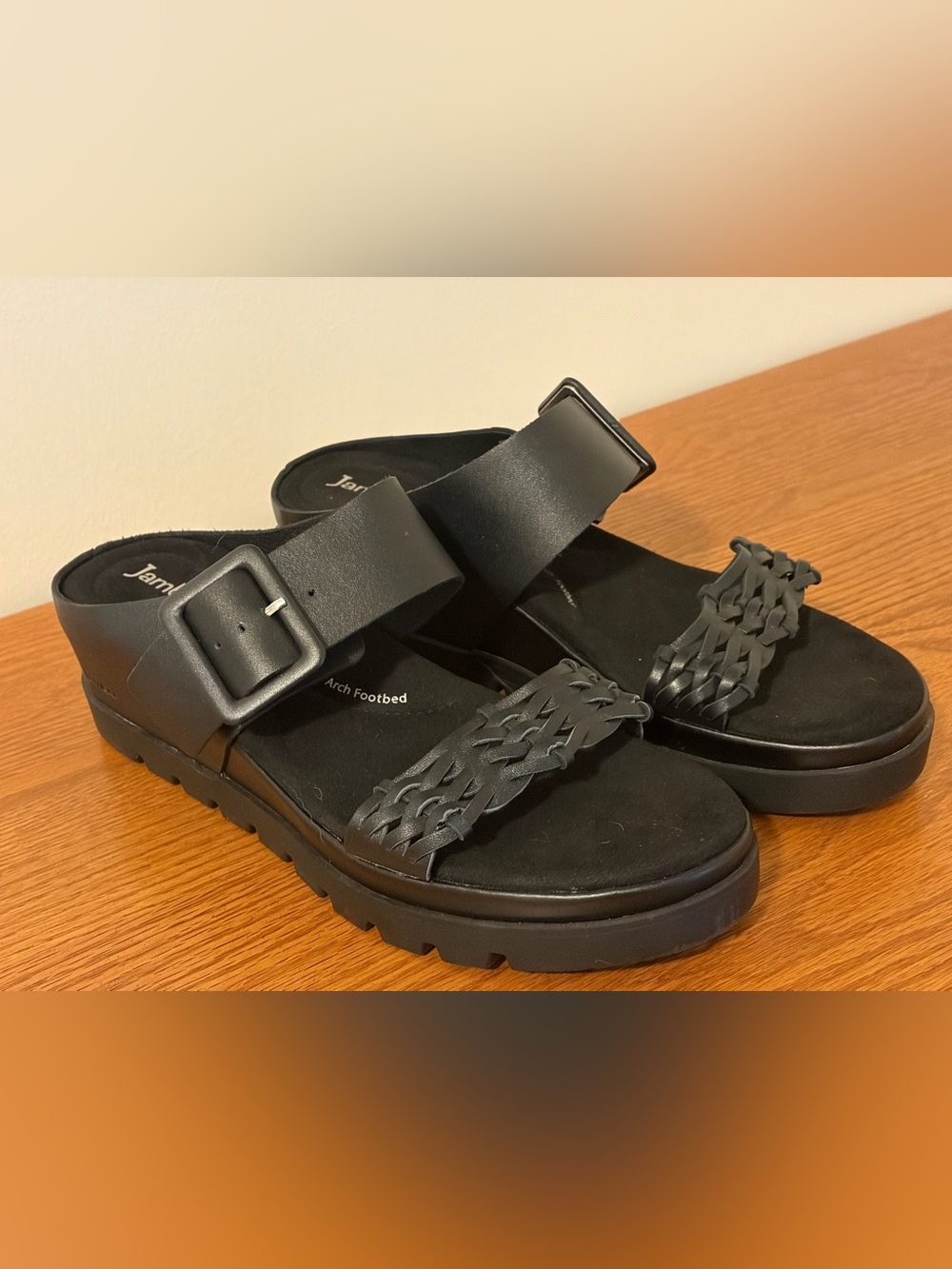 Like NEW Jambu Black Woven Buckle Arch 2 Strap Slip On Comfort Slide Sandals